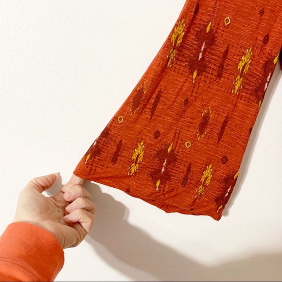 Lucky Brand Boho Print Viscose Blouse Scoop Neckline 3/4 Bell Sleeves Buttons - Picture 5 of 13